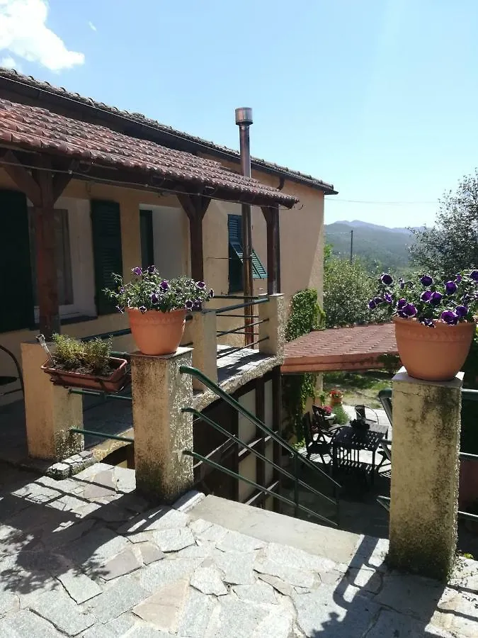 Agriturismo Dei Legi San Pietro Vara Séjour à la ferme